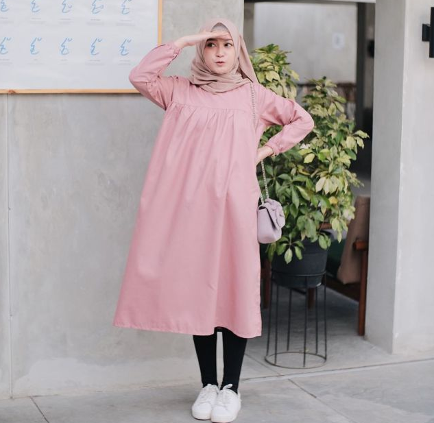 8 Tips Fashion Ibu Hamil Agar Tetap Stylish dan Nyaman