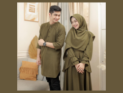 6 Inspirasi Baju Lebaran Couple, Bikin Kamu dan Pasangan Tampak Kompak