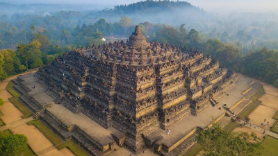 7 Fakta Candi Borobudur, Destinasi Populer di Jawa Tengah