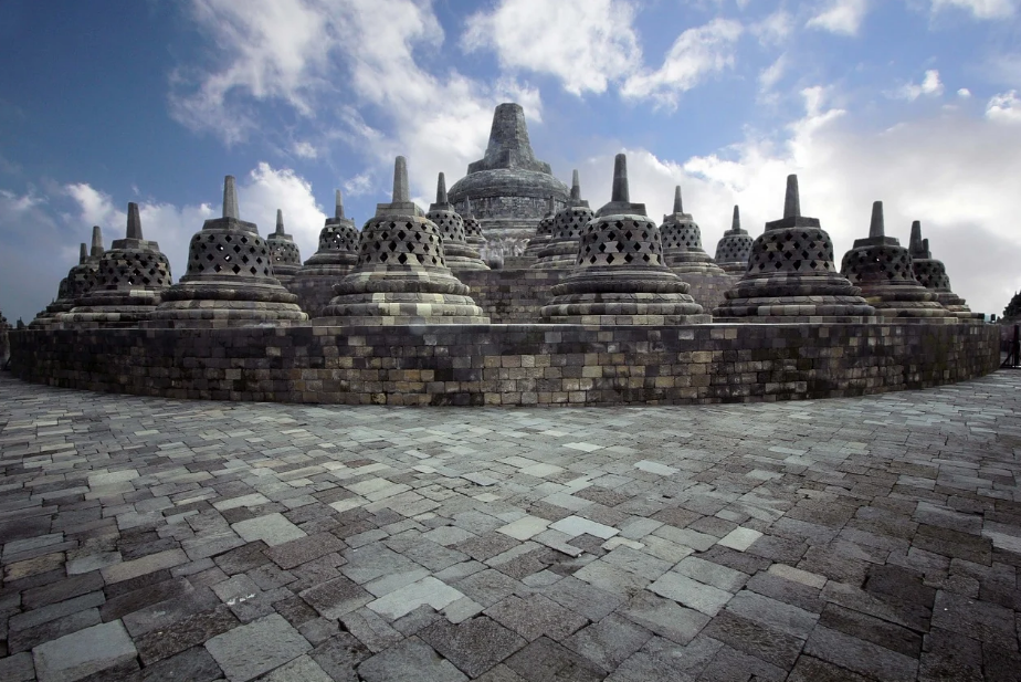 7 Fakta Candi Borobudur, Destinasi Populer di Jawa Tengah