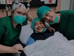 Selamat! Ria Ricis Melahirkan Putri Pertamanya