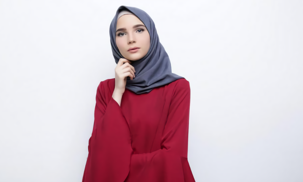 8 Rekomendasi Warna Jilbab yang Cocok untuk Baju Merah