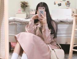 5 Tips Mirror Selfie yang Maksimal Anti Gagal