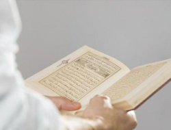 5 Keutamaan Membaca Al-Qur’an di Waktu Subuh