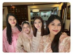 Erina Gudono Posting Foto Bersama Iriana Jokowi, Kahiyang, dan Selvi Ananda