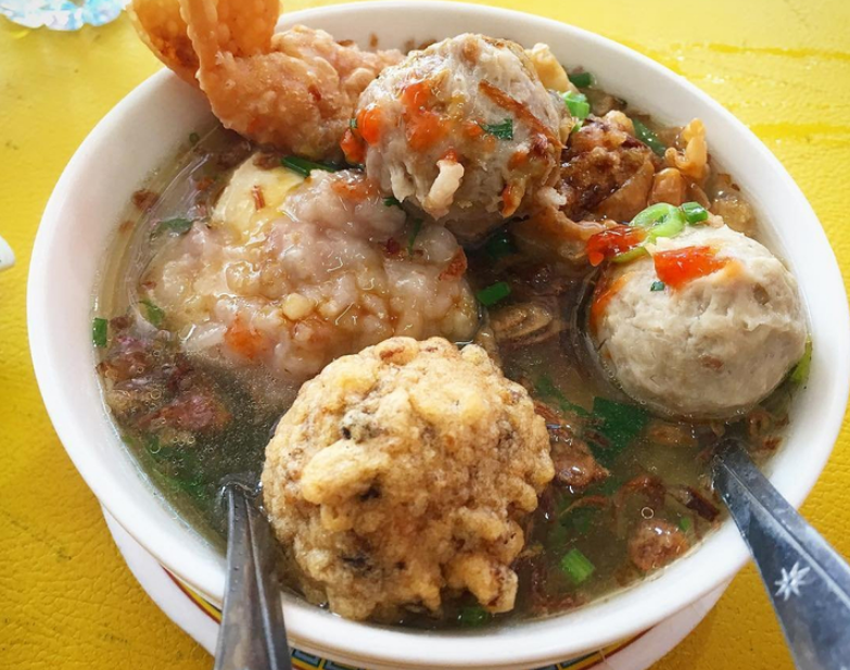 13 Warung Bakso Enak di Bekasi, Wajib Coba!