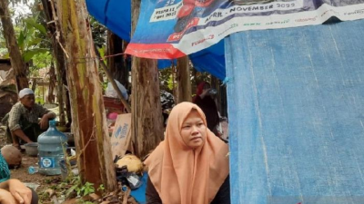 Imas Masnguneh, Guru Honorer yang Selamat Setelah Tertimpa Puing Akibat Gempa Cianjur