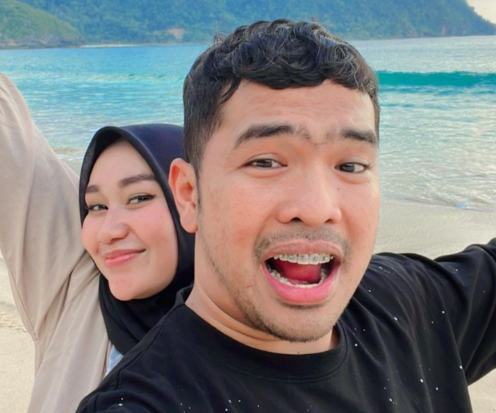 Putra Siregar Pemilik PS Store Digugat Cerai Sang Istri