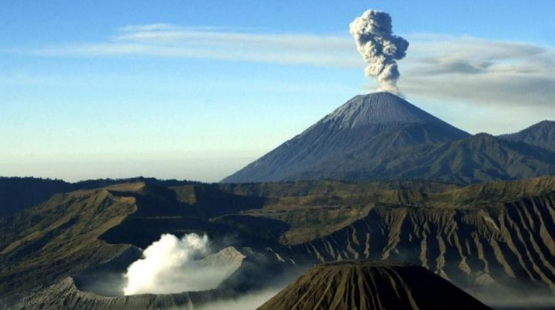 5 Fakta Erupsinya Gunung Semeru