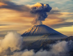 5 Fakta Erupsinya Gunung Semeru