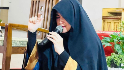 Istri Mendiang Ustaz Arifin Ilham Dikabarkan Menikah Lagi