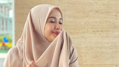 7 Tips Agar Hijab Bebas Bau, Lebih Nyaman dan Percaya Diri