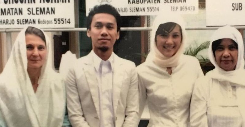 5 Pasangan Artis yang Menikah di KUA, Sederhana dan Khidmat