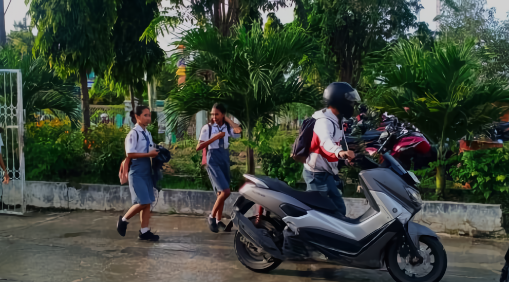 Gubernur NTT Meminta Siswa SMA Masuk Sekolah Pukul 5 Pagi