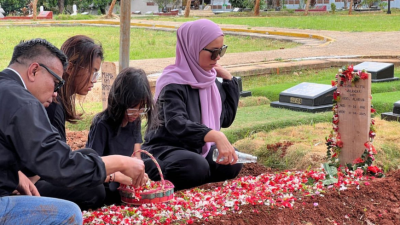 Innalillahi, Putri Sulung Abdel Achrian Meninggal Dunia di Usia 22 Tahun