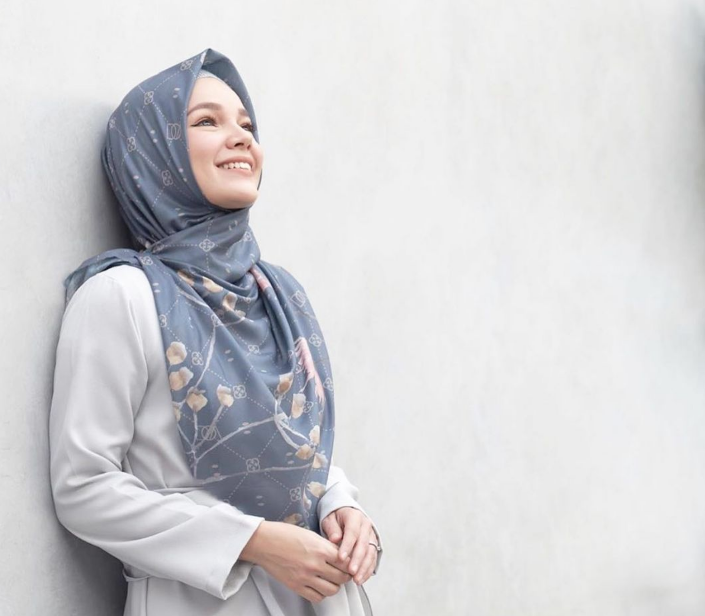 Dewi Sandra Kejar Malam Lailatul Qadar dengan Belajar Al-Qur'an
