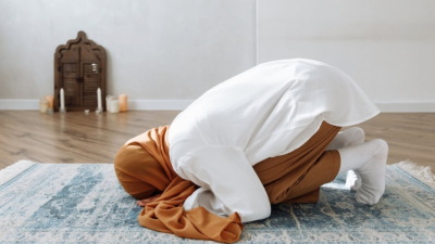 8 Manfaat Sujud Saat Salat Bagi Ibu Hamil