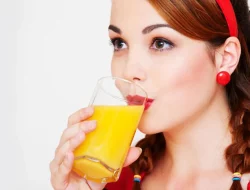 5 Minuman Kaya Vitamin C untuk Mengatasi Kulit Kusam, Bikin Wajah Glowing!