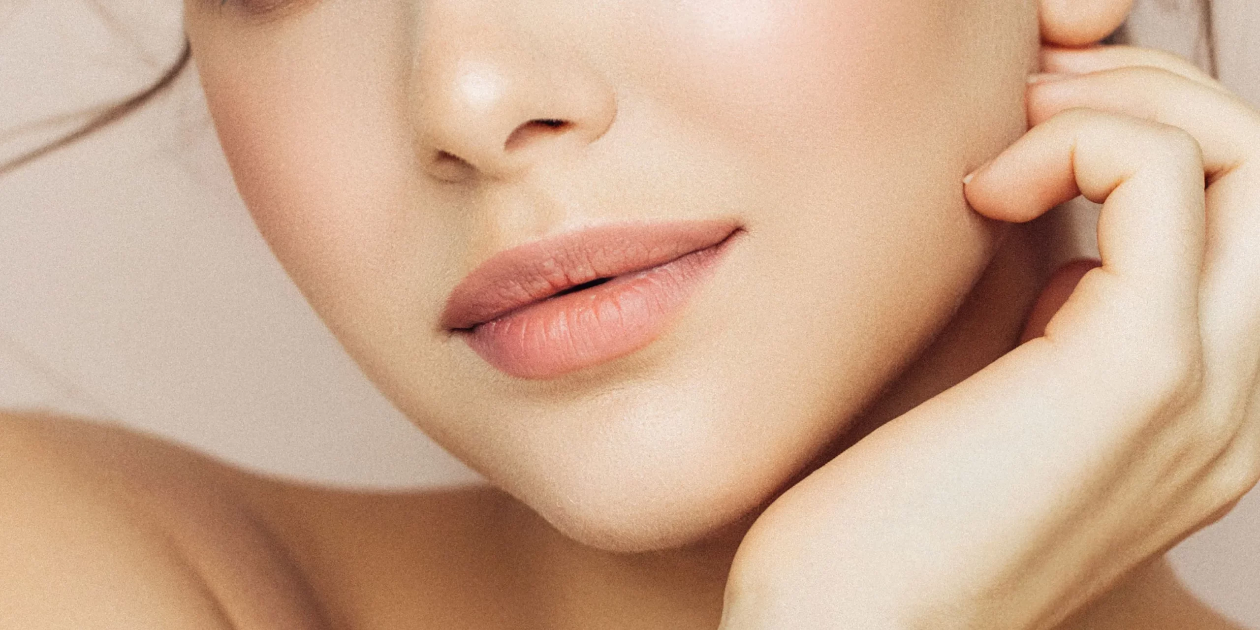 7 Cara Mencegah Lip Aging dengan Mudah