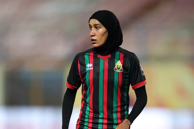 Nougalia Benzina Pemain Berhijab Pertama yang Akan Berlaga di Piala Dunia Wanita 2023