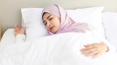 Mengenal 4 Bahaya Langsung Tidur Setelah Sahur dan Tips Menghindarinya