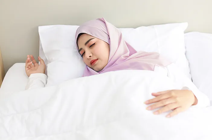 Mengenal 4 Bahaya Langsung Tidur Setelah Sahur dan Tips Menghindarinya